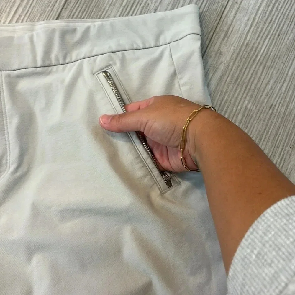 Athleta Wander Straight Pants in Birch Gray size 16
